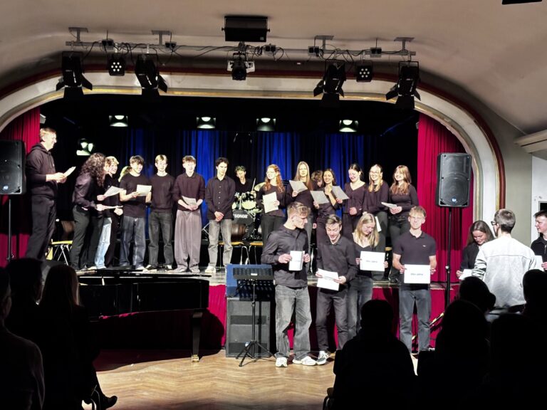 Musikalische Zeitreise: Ein Schulkonzert verbindet Epochen